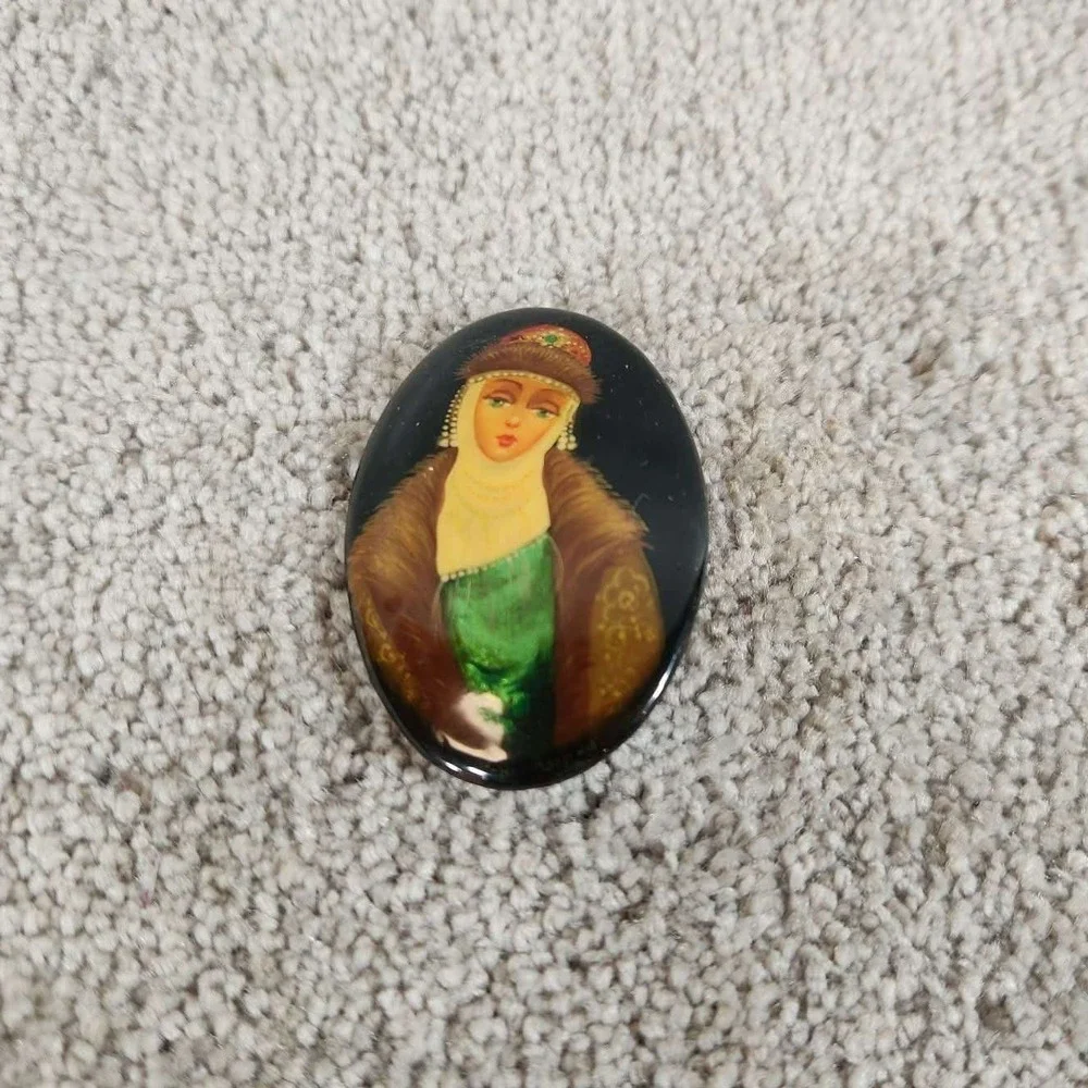 Russian Lacquer Brooch Black Hand Painted Portrait Women